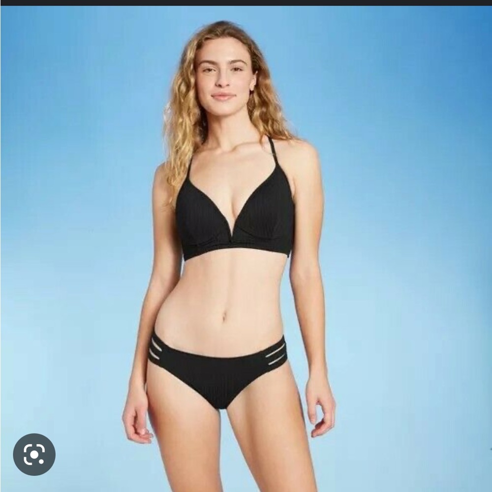 Black Ribbed V Wire Bikini